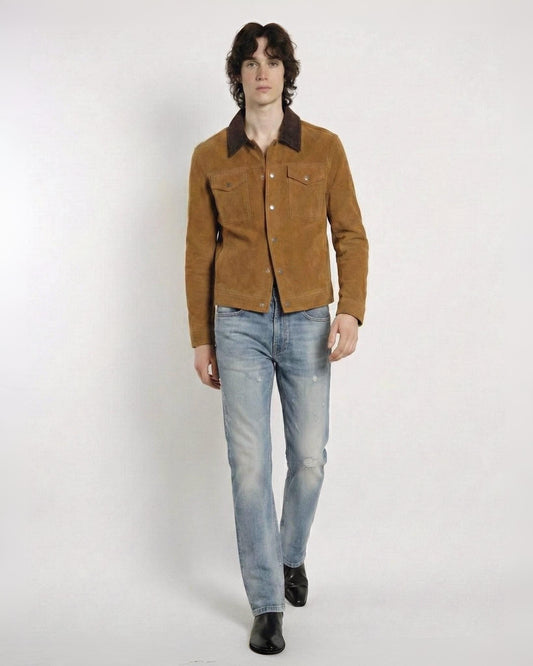 ライトブルーのスリムストレートフィットジーンズ