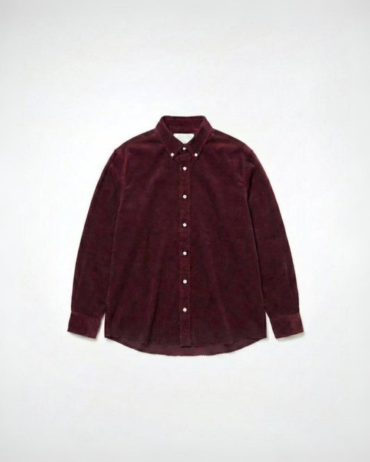 ほつれ加工のコードボタンダウンシャツ（バーガンディ）