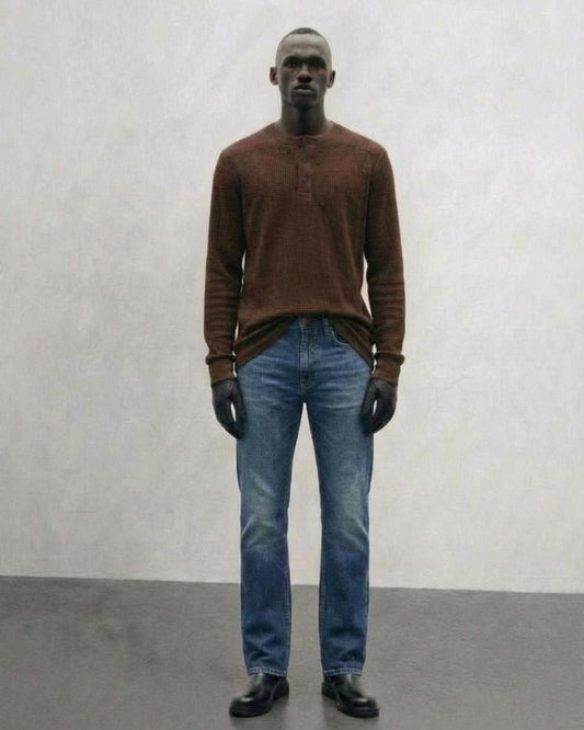 Straight Fit Jeans in Vintage Blue